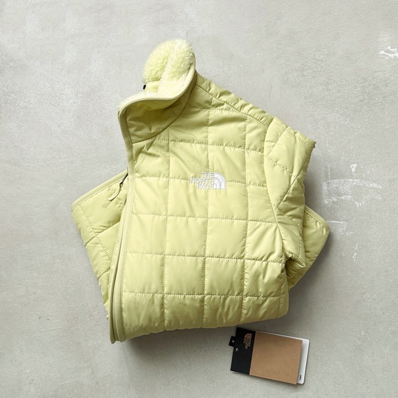 The North Face Jacket - Picture 2 of 2